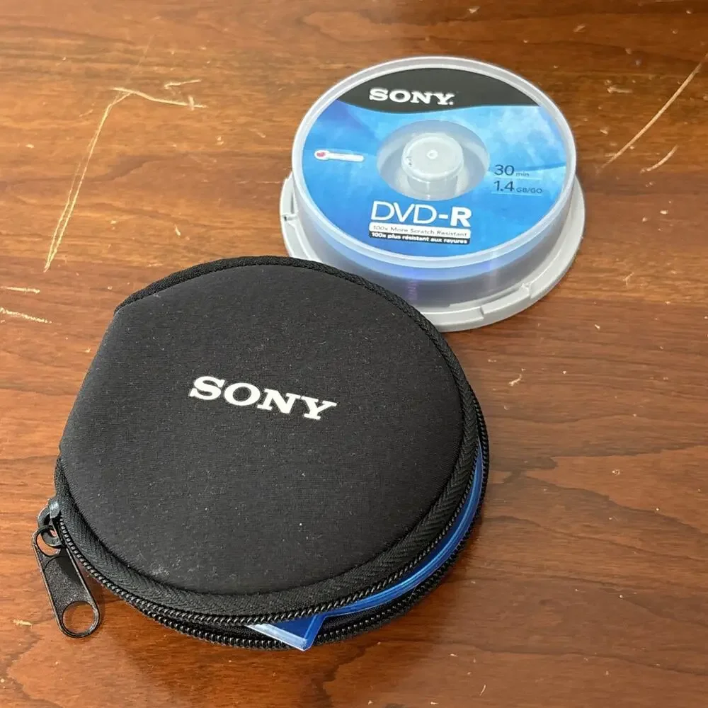 Sony DCR-DVD610 DVD Camcorder 40x Zoom Hybrid Movie Battery Accessories Tested